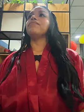 MadeleineSanez webcam