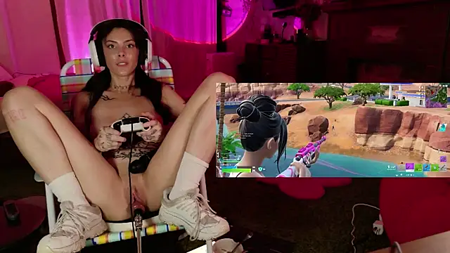 GennaJames webcam