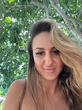 Bella-Grace webcam