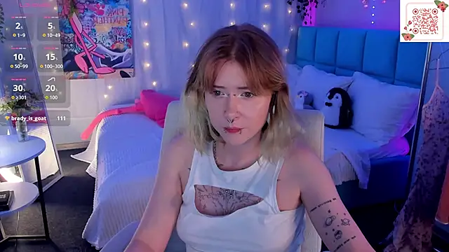 Elira_Vane webcam