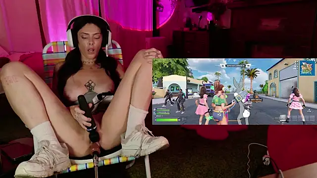 GennaJames live cam