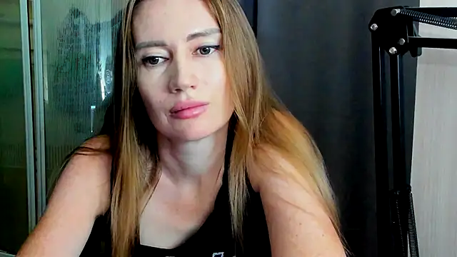 JessFoxxx webcam