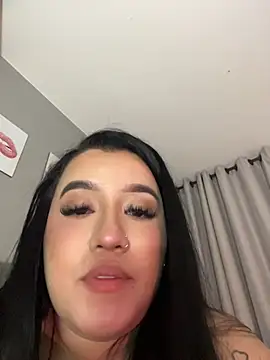 Aliciawhitee webcam