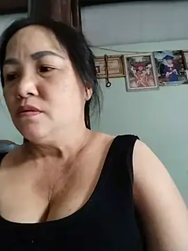 Naaya8109 webcam