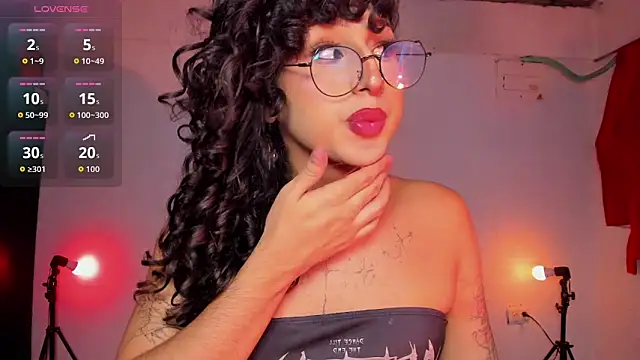 Heka_Prudence live cam on StripChat