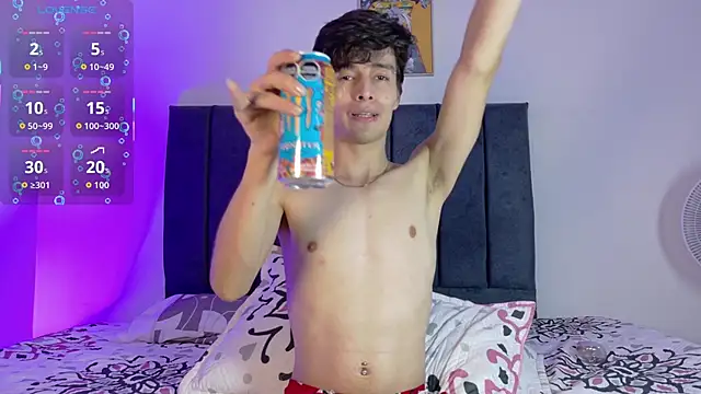 axxxel_twink live cam on StripChat