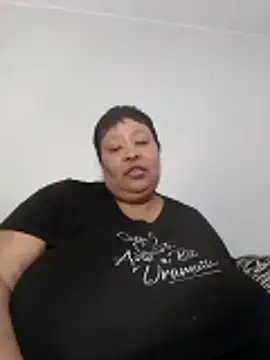 nancy111 live cam on StripChat