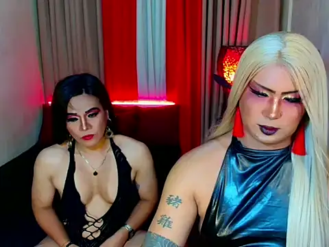 Wildest_Slave_Huntress webcam