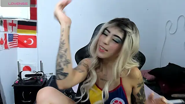 chaymae_nah_ live cam on StripChat