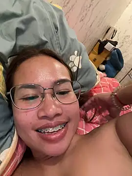 Ponthip webcam