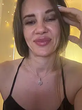 LucieMack webcam