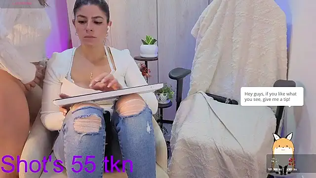 Miss_Annye live cam on StripChat