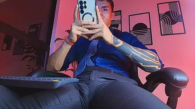 ALPHA_DOMINUS_ webcam