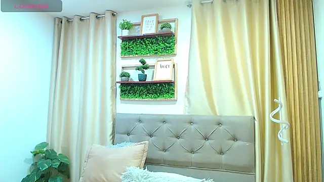 sasi_luna webcam