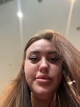 KiraSunshine webcam