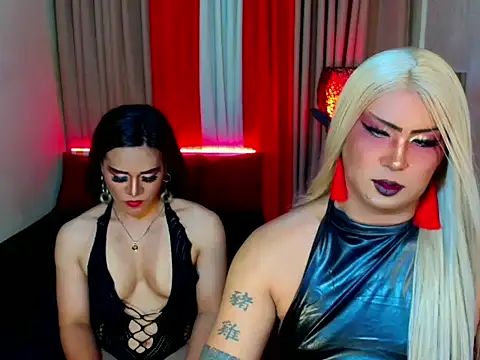 Wildest_Slave_Huntress webcam