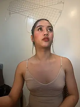 sexyasiancock_yllana webcam