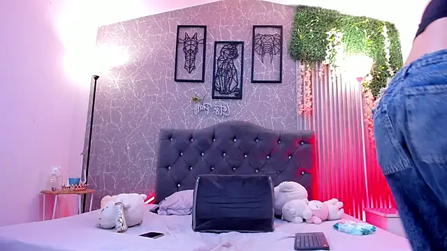 lana_gill1 webcam