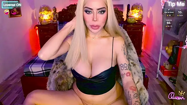 _QueenGoddess_ live cam on StripChat