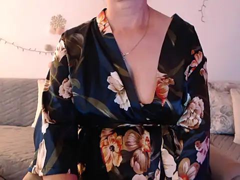YourfantasyGiuly webcam