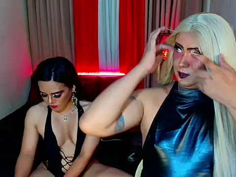 Wildest_Slave_Huntress webcam