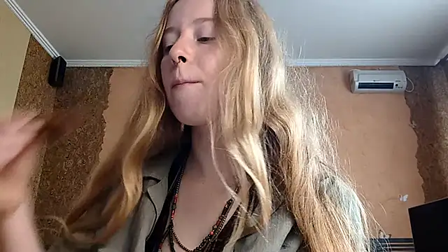 KateVibe_01 live cam on StripChat