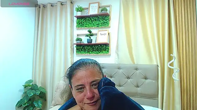 sasi_luna webcam