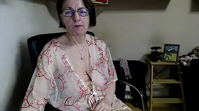 katemodel webcam