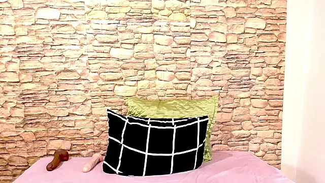 EbonyOlive69