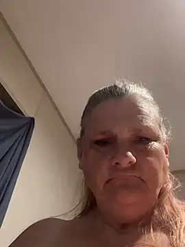 Roxie6989 webcam