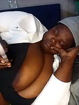 ChubbyLucia webcam
