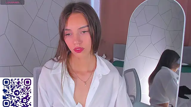 Tiffany-Grace webcam