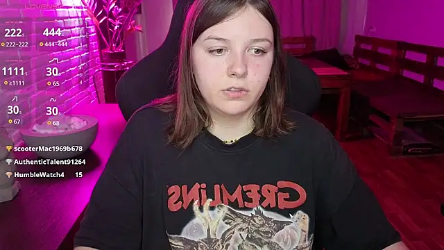 XNirvanaX webcam