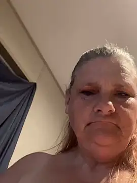 Roxie6989 webcam