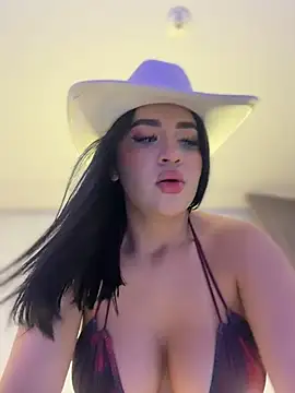LindseyMos