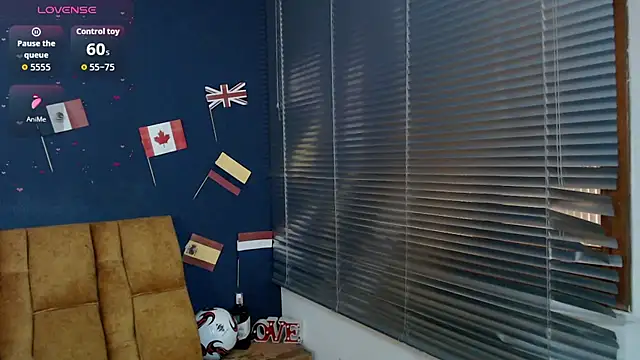 KendraaSimons webcam