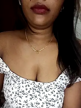 Tamil_kavinila webcam