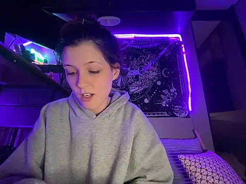 Lilactease webcam