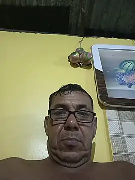 bruno_324278 webcam