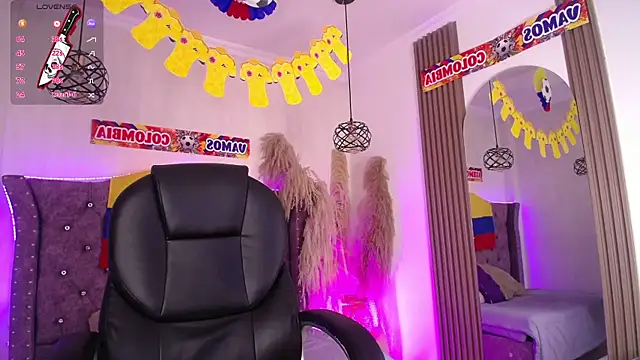 Amara_Davis1 webcam