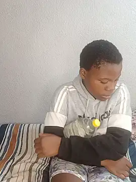 ShyBabe_07 webcam