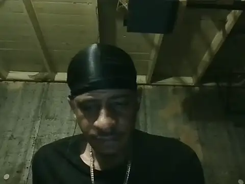 Leo99842 webcam