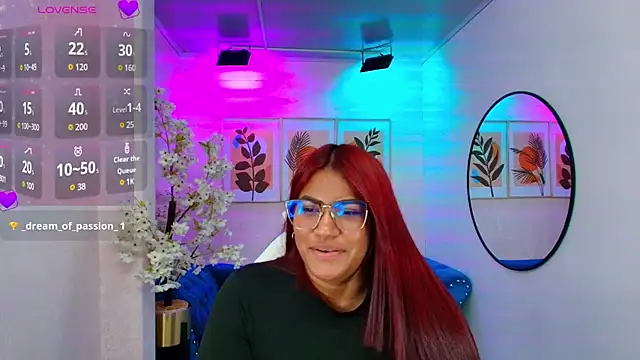Charlotte_stoone webcam