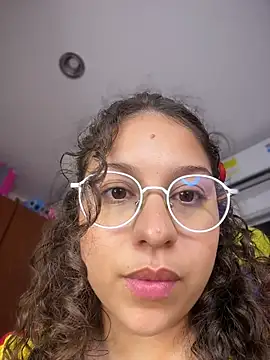 Shara_dreams webcam