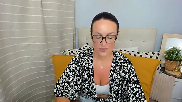 MollyFlowers webcam
