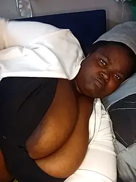 ChubbyLucia webcam