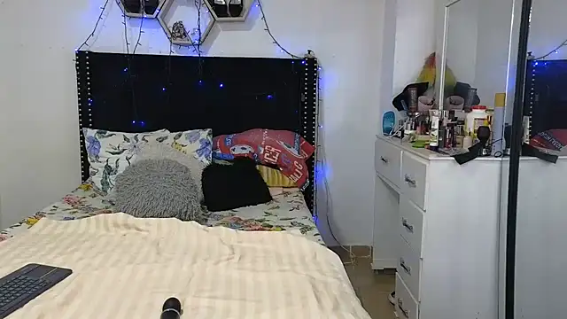 charlotte_077 webcam