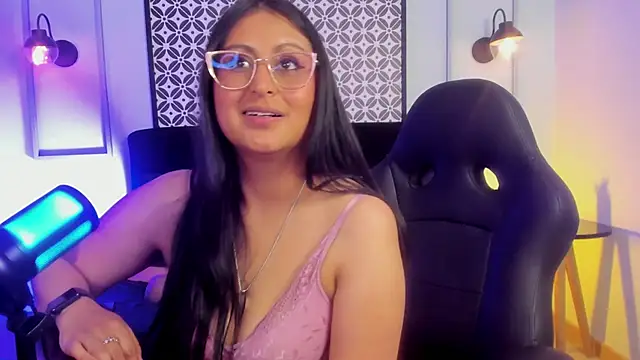 Amber_gold_ webcam