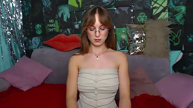 AlishaKellyi webcam