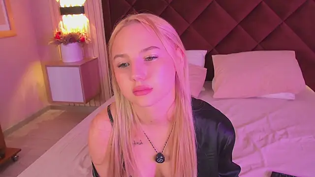 Sky_Cutie webcam